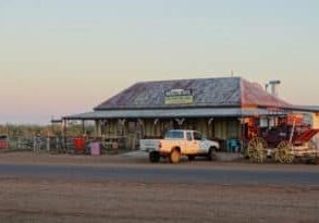 Middleton Pub Outback Queensland